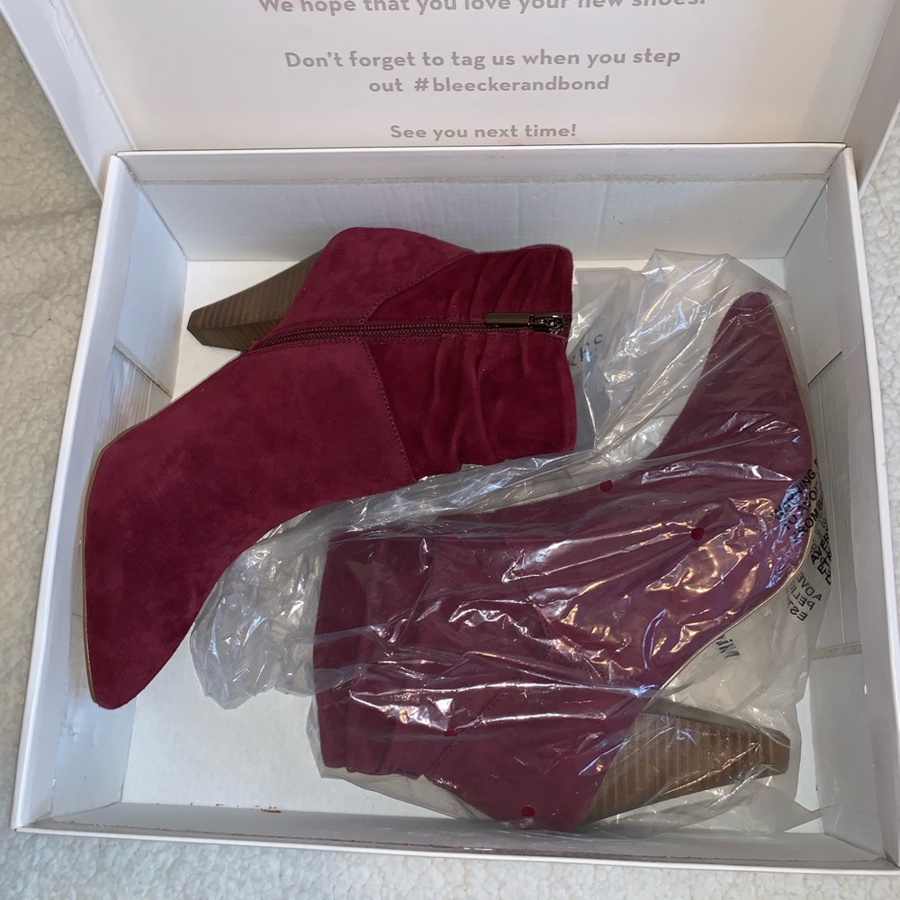 Maroon heel bootie